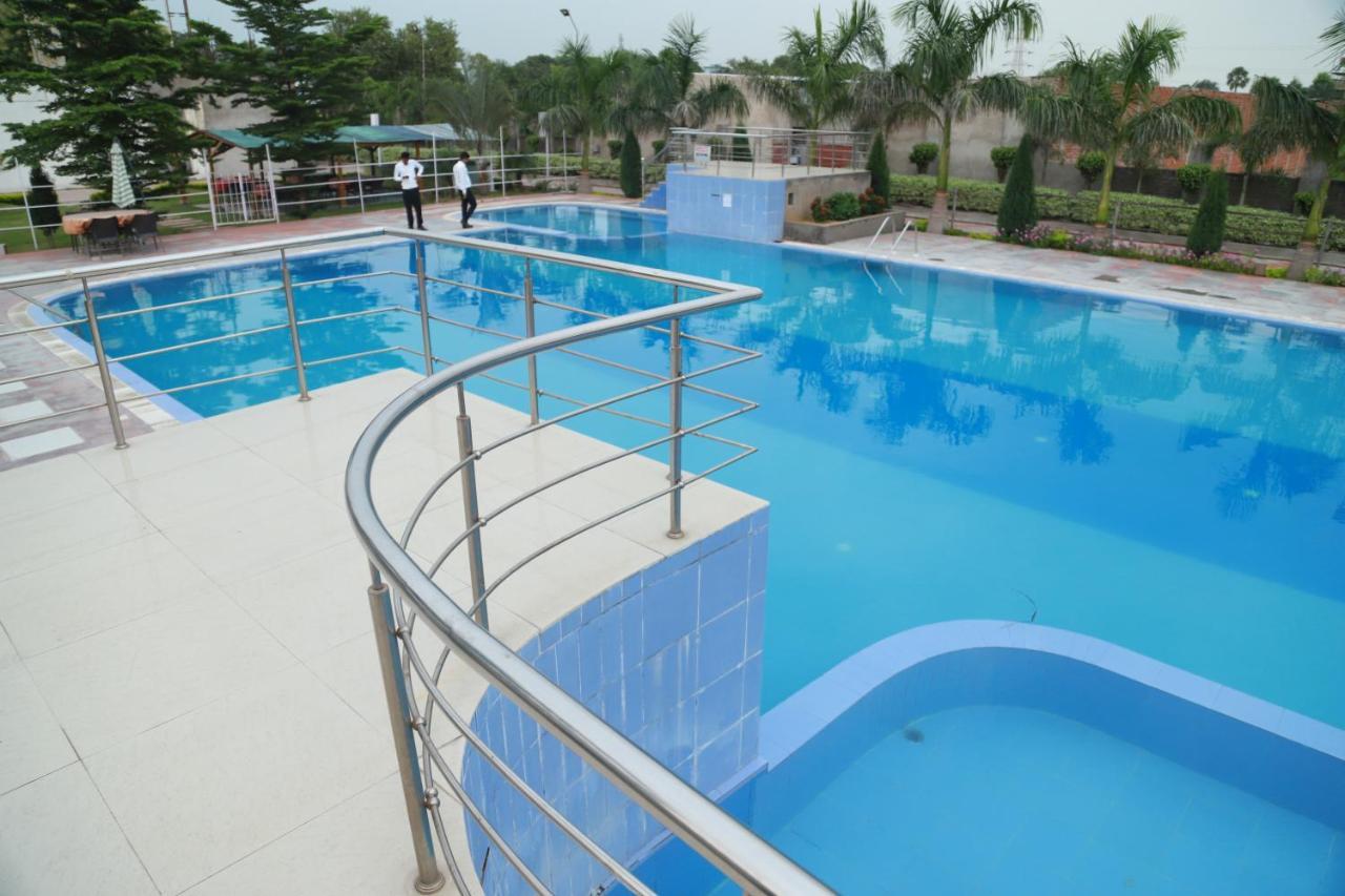 Hotel Sukhdeo Palace Gaya Exteriör bild